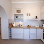 Savel House
