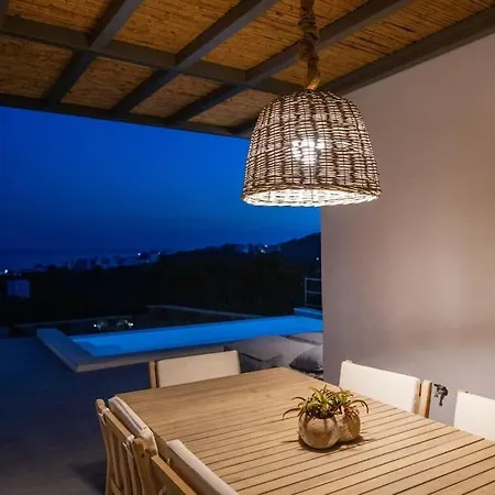 Savel House Villa *