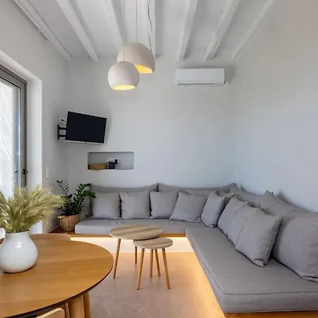 Savel House Villa *