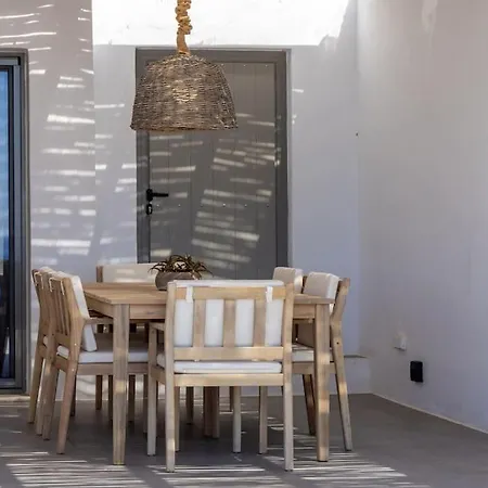 Savel House Villa