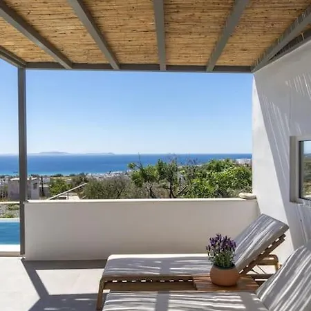 Villa Savel House *